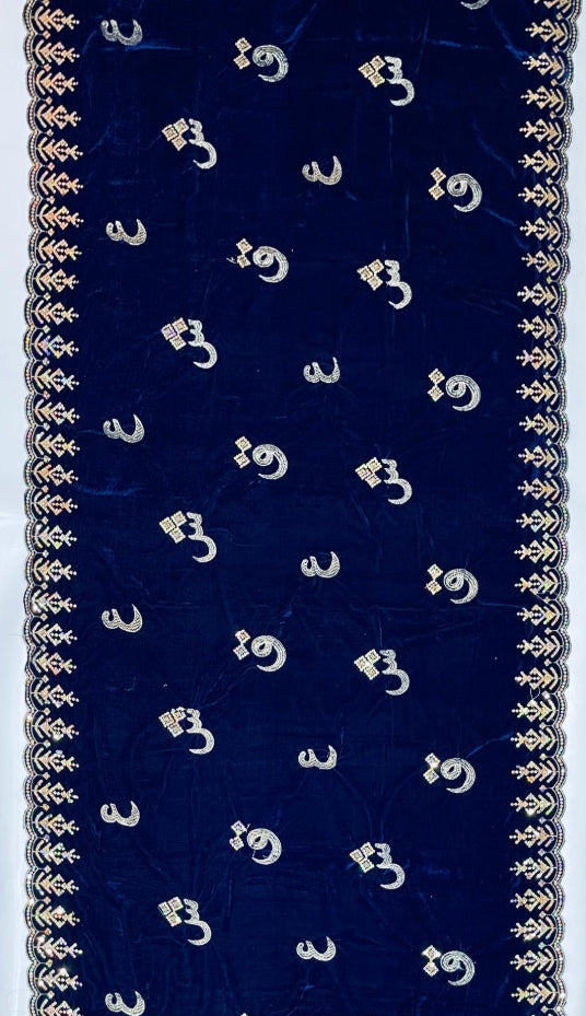 Luxurious Blue Velvet Embroidered Shawl - Elegant Fashion Accessory