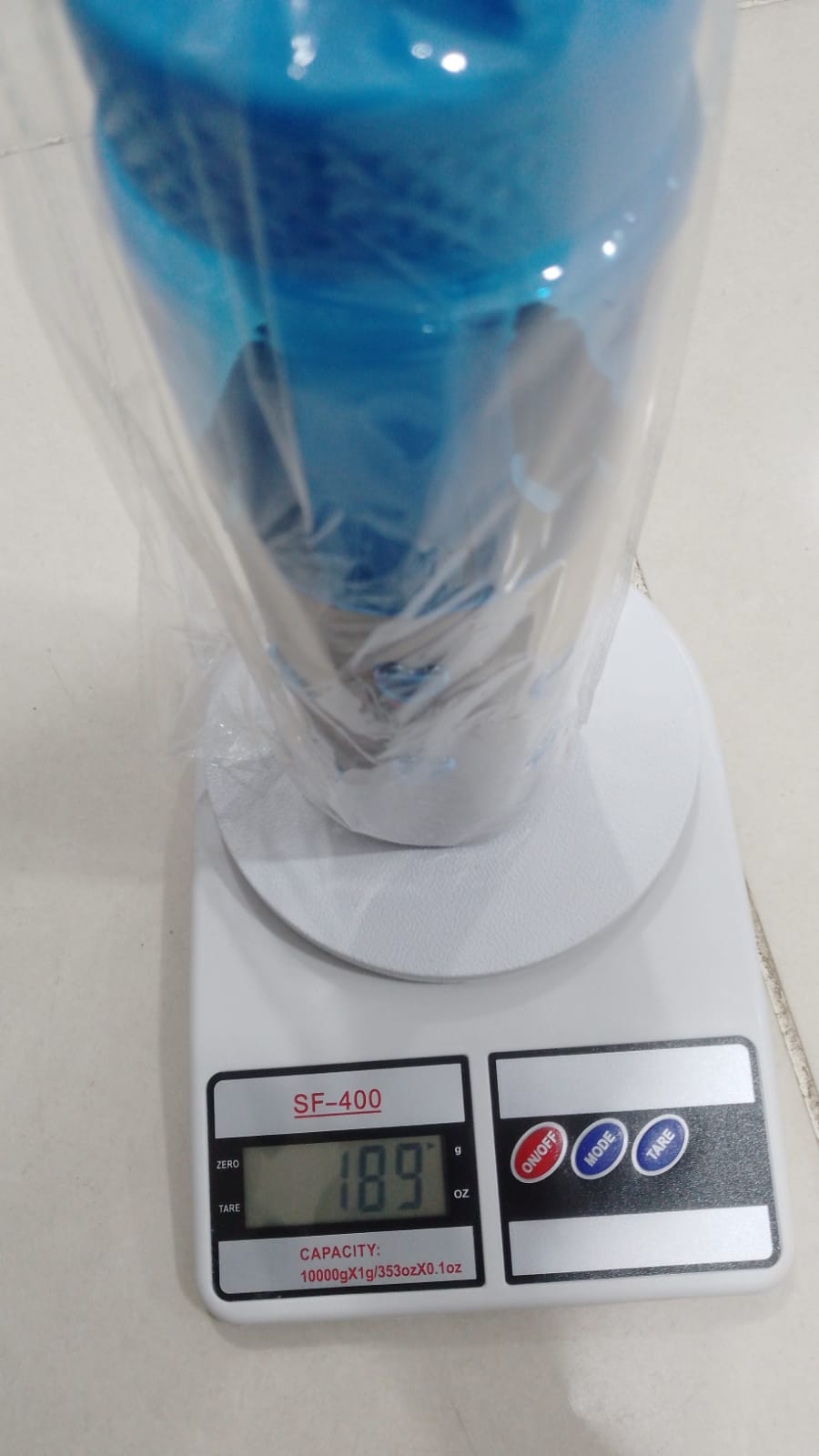 Water Bottle for Travelling 600ml / Water Bottle with Ice Pack with Sipper Best for school college university gym and travel.(random color)